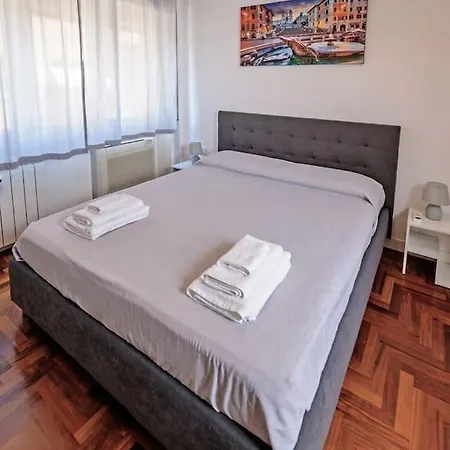 E&l 150sqm 3br Metro 30m Park דירה *