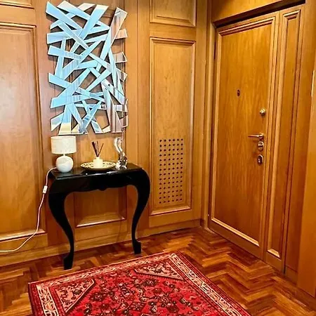 E&l 150sqm 3br Metro 30m Park *